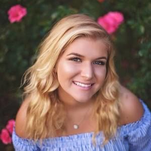 Meet your Posher, Alexandra